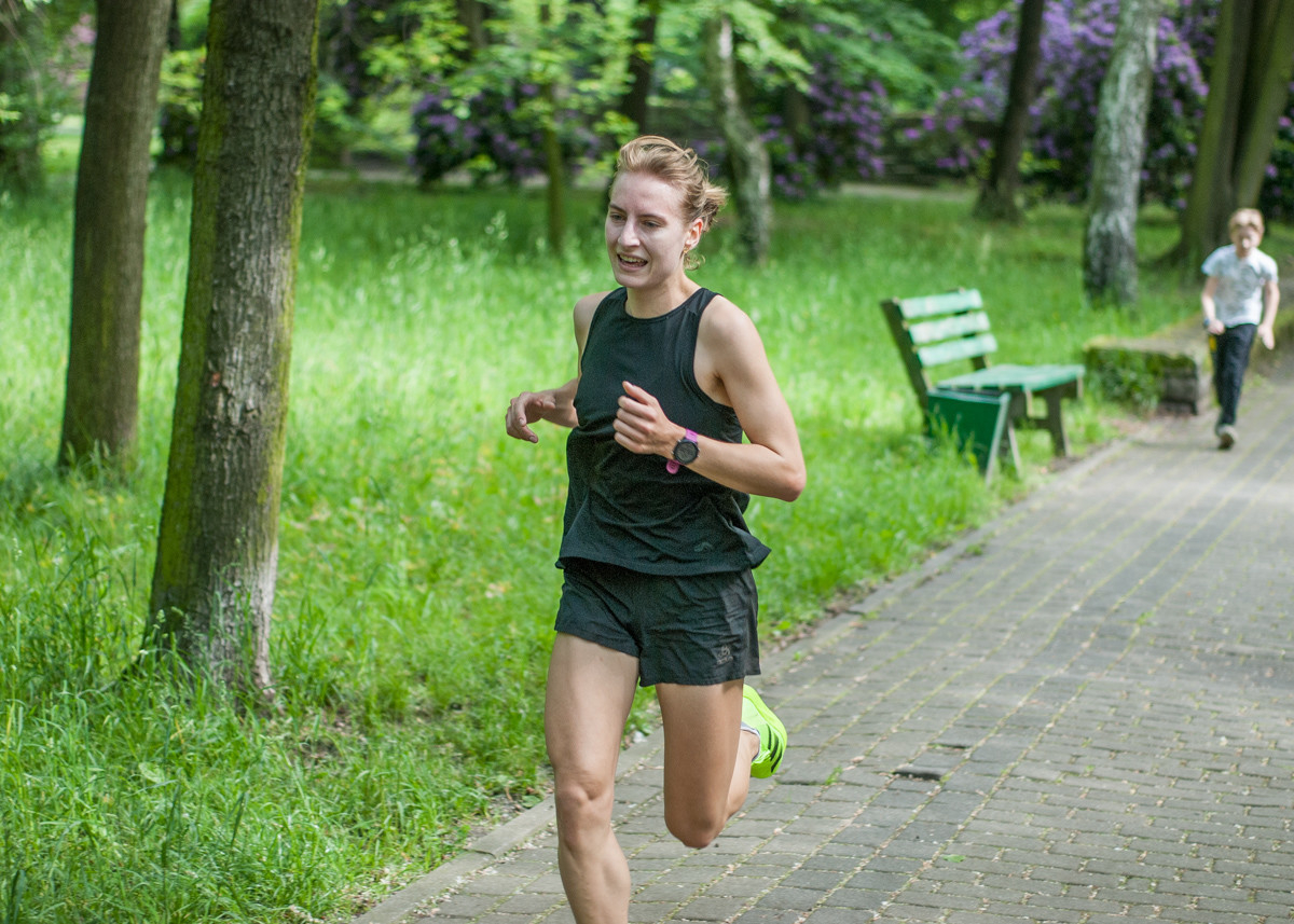 Za nami kolejna, majowa odsłona spotkań biegowych parkrun. Dzisiejsza, 410. edycja została zorganizowana z okazji Dnia Dziecka. Byliśmy na niej i my!