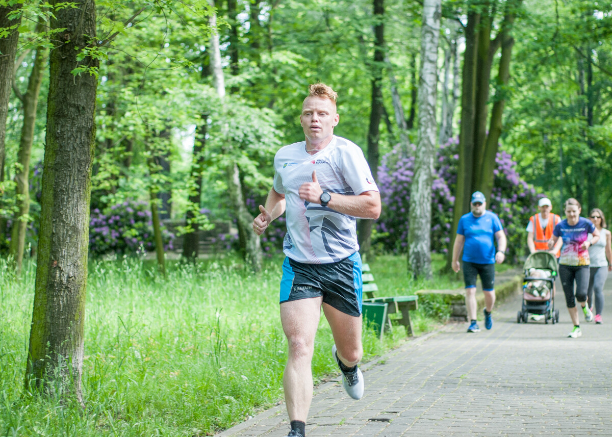 Za nami kolejna, majowa odsłona spotkań biegowych parkrun. Dzisiejsza, 410. edycja została zorganizowana z okazji Dnia Dziecka. Byliśmy na niej i my!