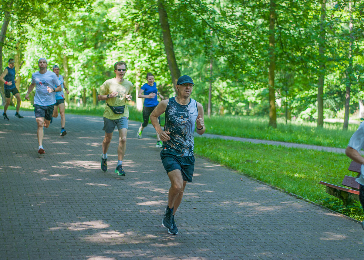 Kolejna specjalna edycja spotkań parkrun za nami. W słoneczny, sobotni poranek w parku Kościuszki po raz kolejny pojawił się tłum ludzi.