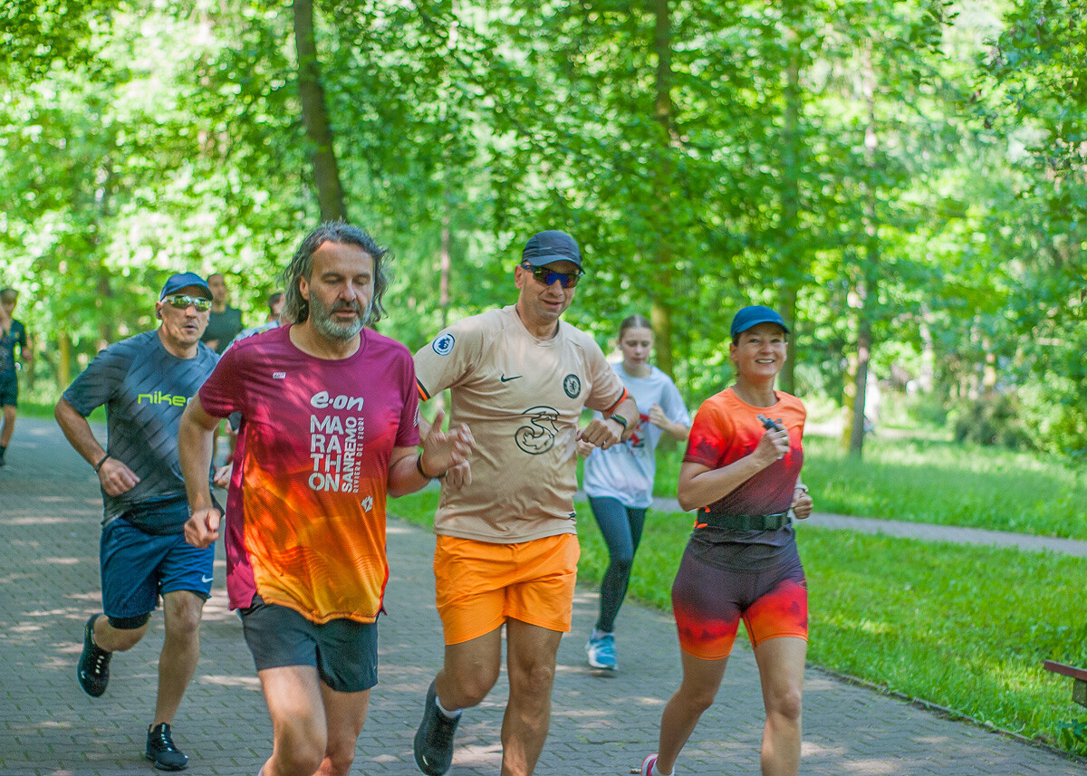 Kolejna specjalna edycja spotkań parkrun za nami. W słoneczny, sobotni poranek w parku Kościuszki po raz kolejny pojawił się tłum ludzi.