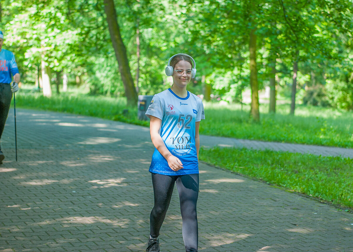 Kolejna specjalna edycja spotkań parkrun za nami. W słoneczny, sobotni poranek w parku Kościuszki po raz kolejny pojawił się tłum ludzi.