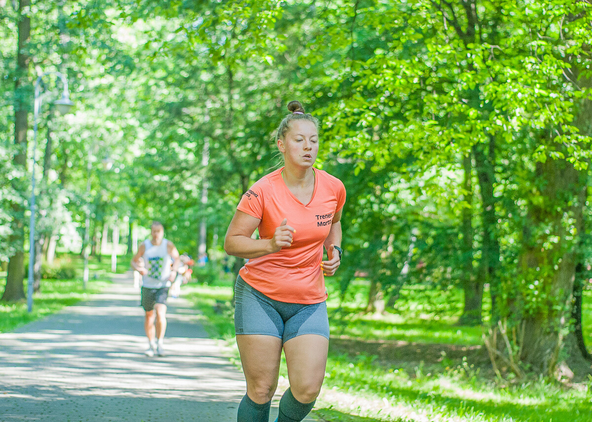 Kolejna specjalna edycja spotkań parkrun za nami. W słoneczny, sobotni poranek w parku Kościuszki po raz kolejny pojawił się tłum ludzi.