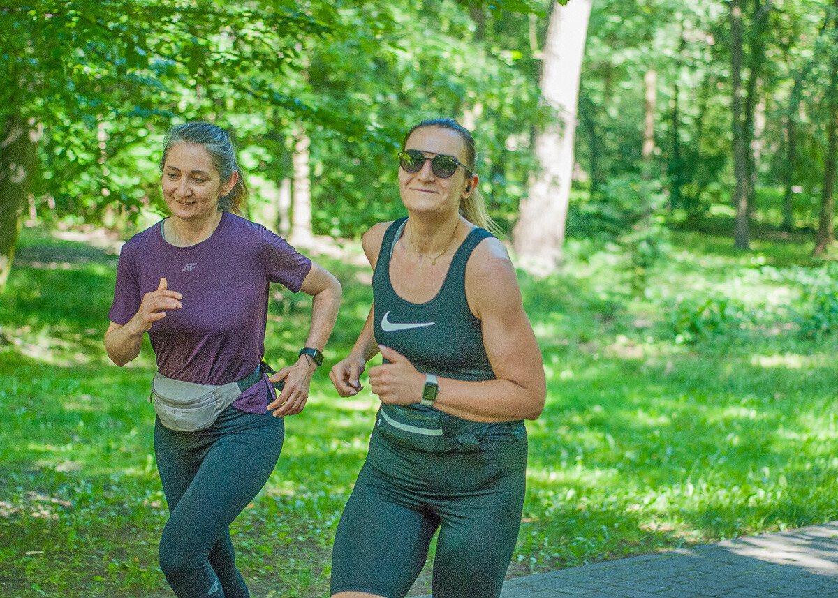 Kolejna specjalna edycja spotkań parkrun za nami. W słoneczny, sobotni poranek w parku Kościuszki po raz kolejny pojawił się tłum ludzi.