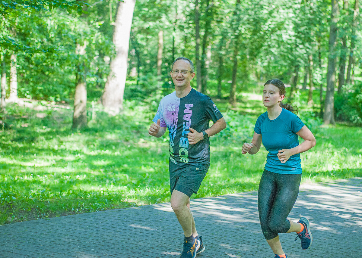 Kolejna specjalna edycja spotkań parkrun za nami. W słoneczny, sobotni poranek w parku Kościuszki po raz kolejny pojawił się tłum ludzi.