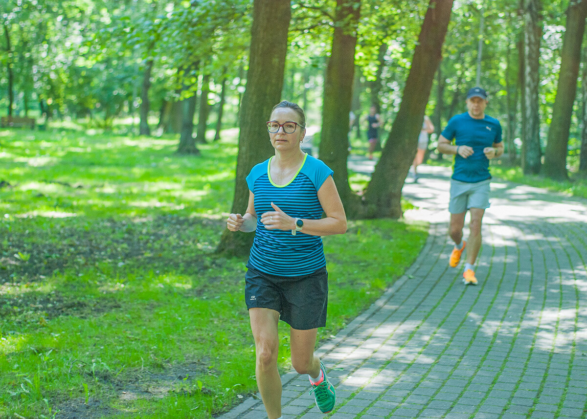 Kolejna specjalna edycja spotkań parkrun za nami. W słoneczny, sobotni poranek w parku Kościuszki po raz kolejny pojawił się tłum ludzi.