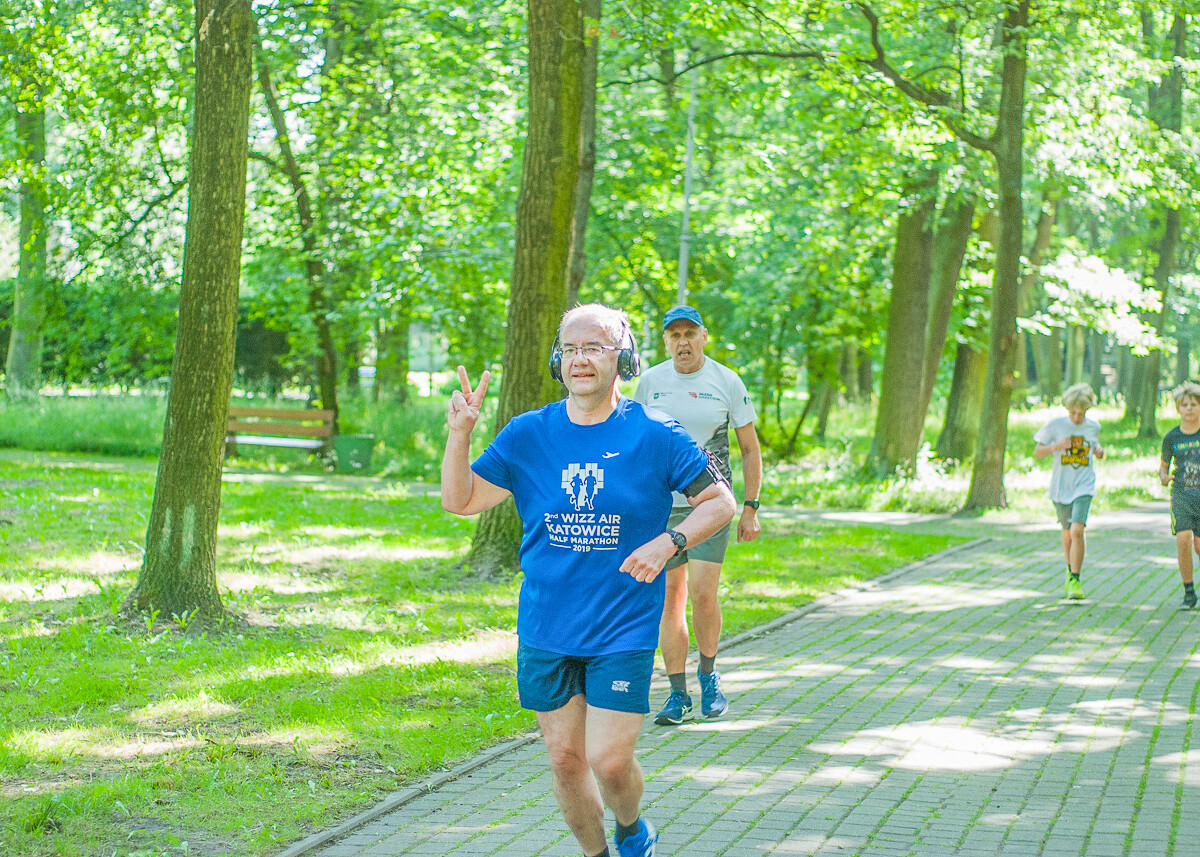 Kolejna specjalna edycja spotkań parkrun za nami. W słoneczny, sobotni poranek w parku Kościuszki po raz kolejny pojawił się tłum ludzi.