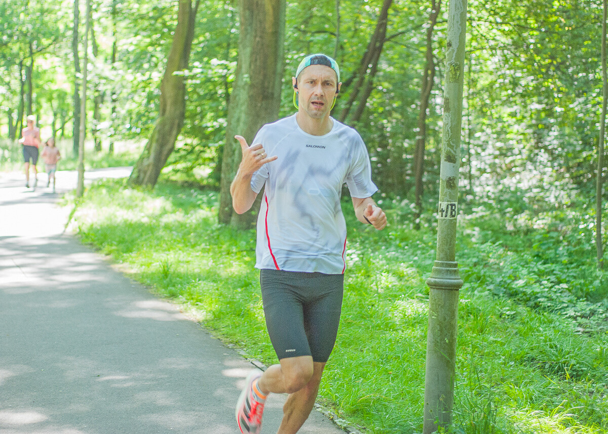 Kolejna specjalna edycja spotkań parkrun za nami. W słoneczny, sobotni poranek w parku Kościuszki po raz kolejny pojawił się tłum ludzi.