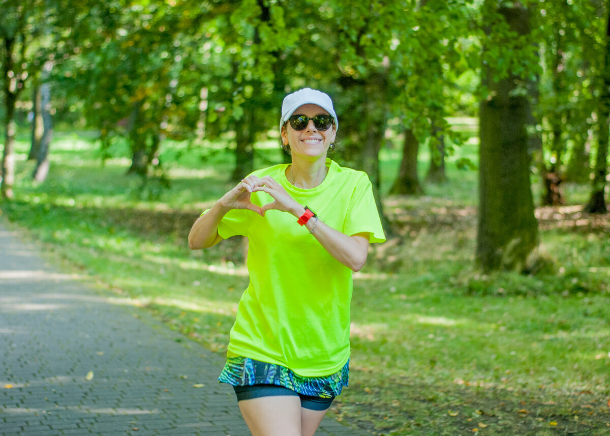 Za nami specjalna, śląska odsłona spotkań parkrun. W letni, sobotni poranek biegacze znów opanowali Park Kościuszki. Tym razem w żółto-niebieskich barwach.