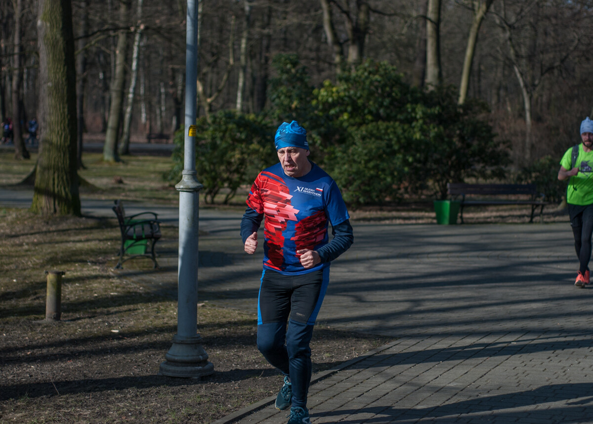 Kolejne biegowe spotkanie z cyklu parkrun za nami, tym razem przy okazji sportowej soboty, obchodzono także Dzień Kobiet. My także tam byliśmy i mamy zdjęcia!
