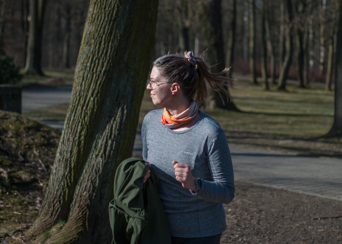 Kolejne biegowe spotkanie z cyklu parkrun za nami, tym razem przy okazji sportowej soboty, obchodzono także Dzień Kobiet. My także tam byliśmy i mamy zdjęcia!