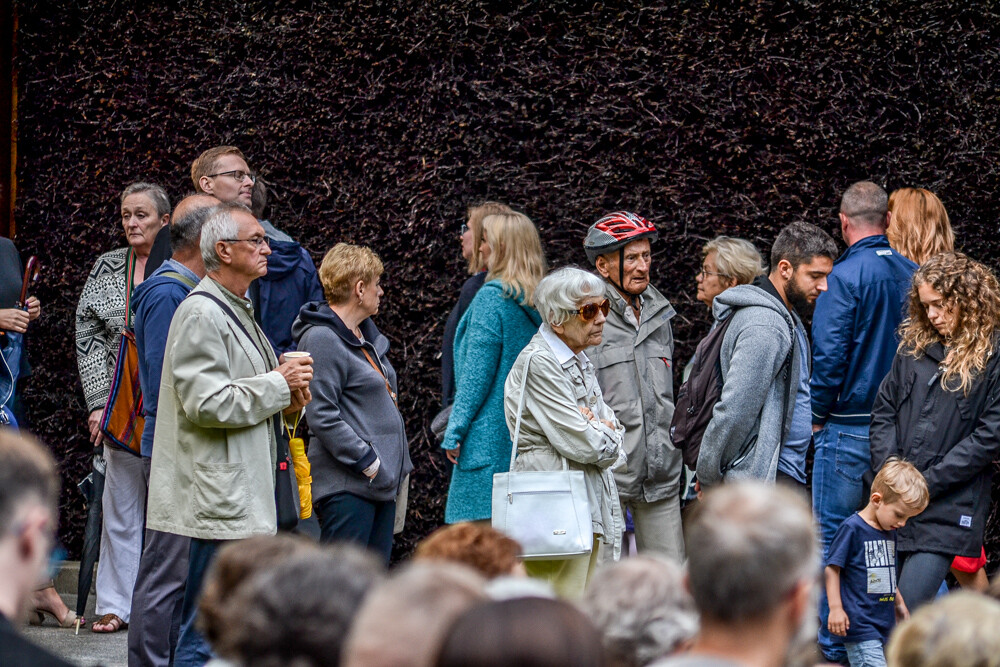 Za nami pierwszy koncert fortepianowy w ramach festiwalu Piano Tężnia. W zielonych, urokliwych ostępach Parku Zadole, przy nowej tężni, wybrzmiały utwory Fryderyka Chopina, Mieczysława Karłowicza i Ignacego Paderewskiego w wykonaniu Piotra Banasika.