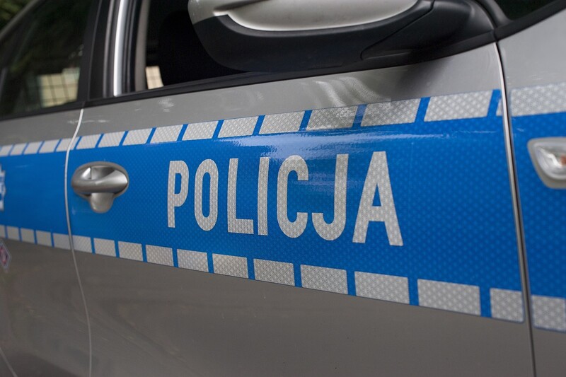 Policjanci z NGW OPP Katowice uratowali wyziębionego mężczyznę