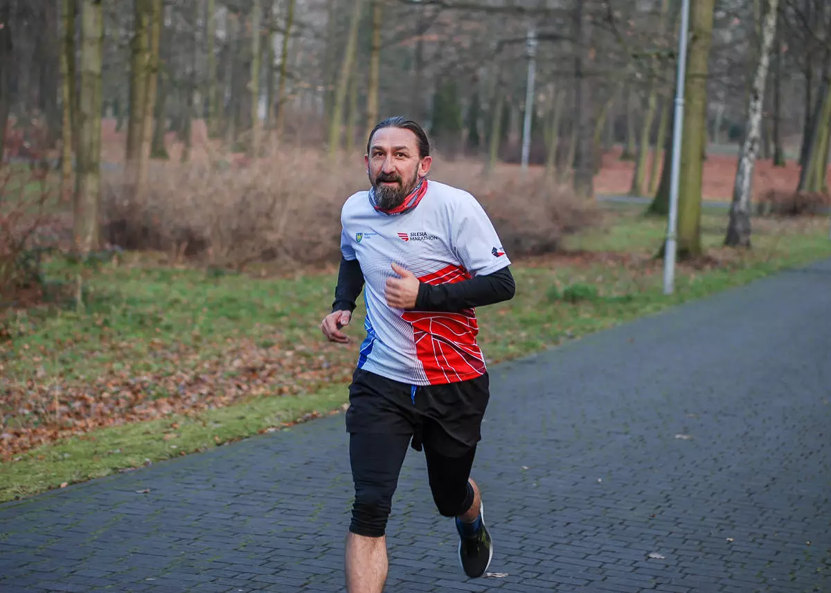 Przedostatni tegoroczny bieg parkrun Katowice za nami - spory tłum pojawił się na przedświątecznej edycji biegowych spotkań.