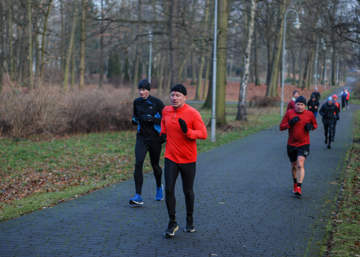 Przedostatni tegoroczny bieg parkrun Katowice za nami - spory tłum pojawił się na przedświątecznej edycji biegowych spotkań.