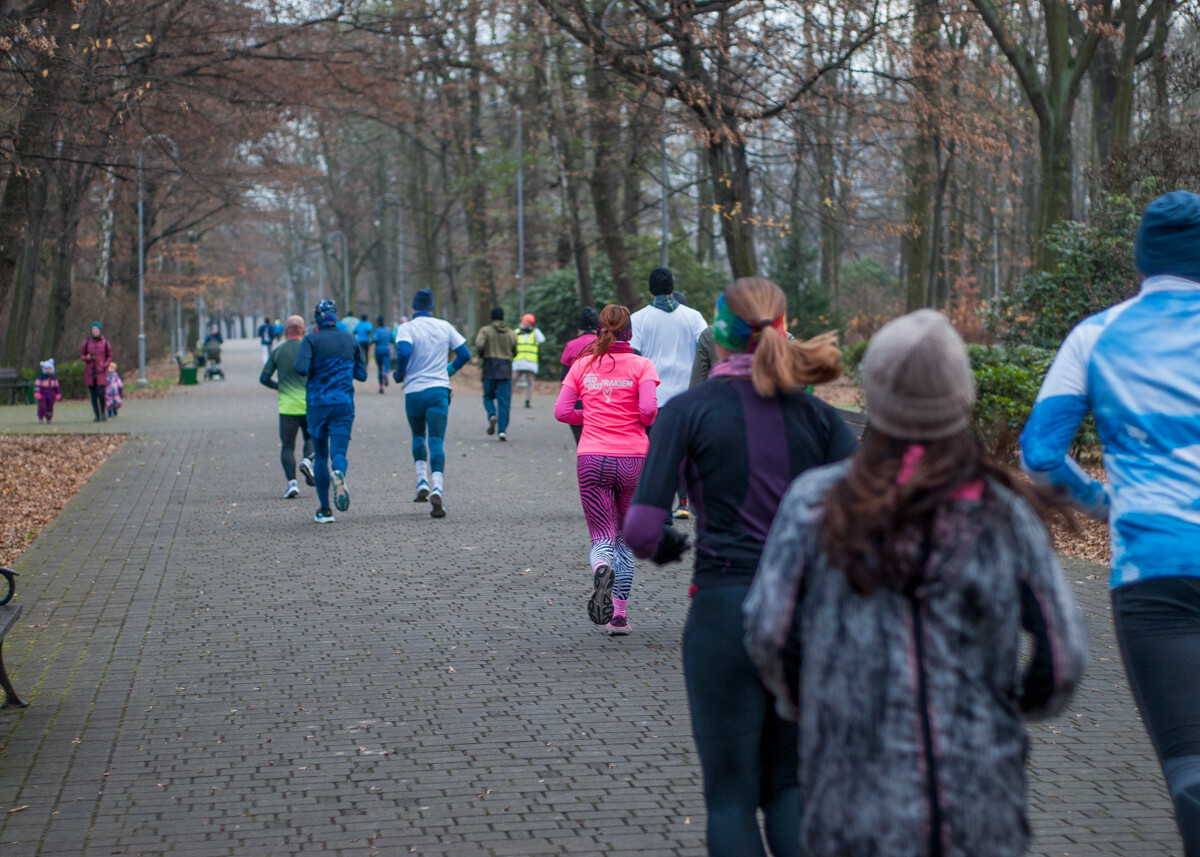 Za nami kolejna specjalna edycja spotkań parkrun Katowice, tym razem “różowo-niebieska”, dedykowana ważnej akcji społecznej.