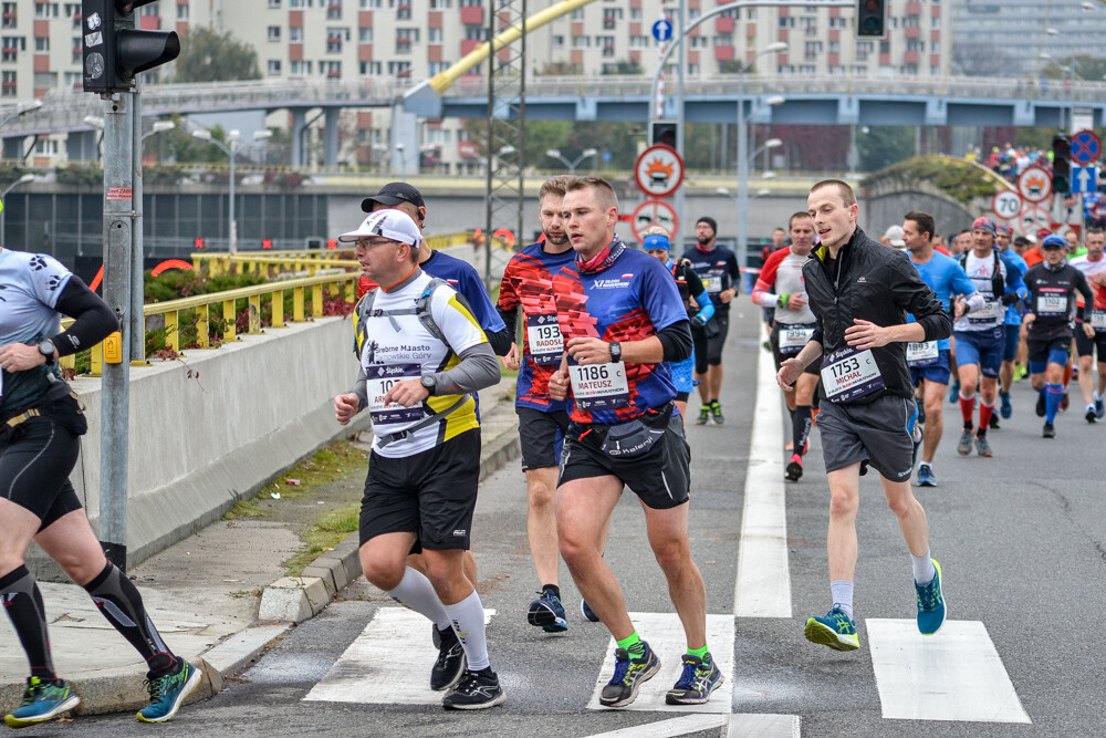 W niedzielny poranek i przedpołudnie ulicami Chorzowa i Katowic przebiegło kilka tysięcy osób, uczestników jednej z największych imprez biegowych w naszym regionie. Silesia Marathon za nami, mamy zdjęcia!