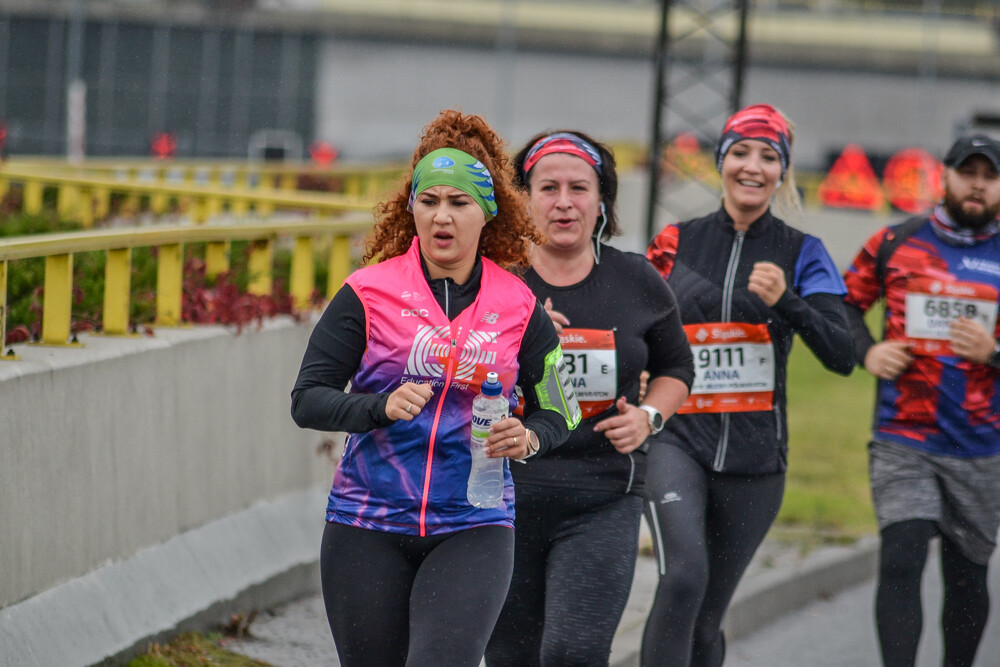 W niedzielny poranek i przedpołudnie ulicami Chorzowa i Katowic przebiegło kilka tysięcy osób, uczestników jednej z największych imprez biegowych w naszym regionie. Silesia Marathon za nami, mamy zdjęcia!