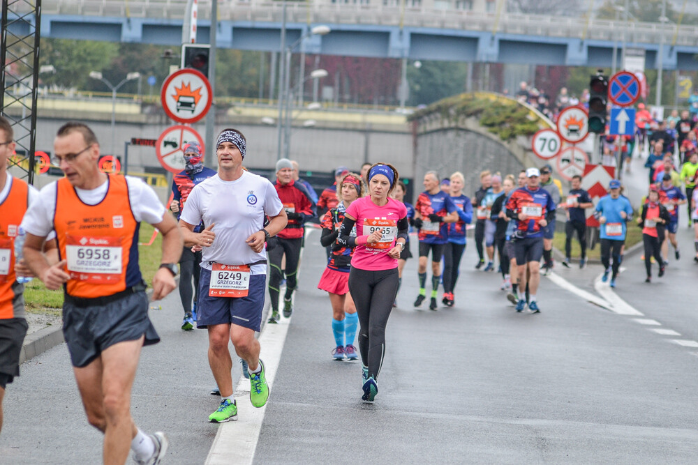 W niedzielny poranek i przedpołudnie ulicami Chorzowa i Katowic przebiegło kilka tysięcy osób, uczestników jednej z największych imprez biegowych w naszym regionie. Silesia Marathon za nami, mamy zdjęcia!