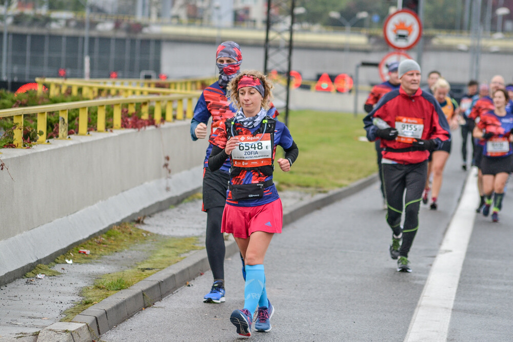 W niedzielny poranek i przedpołudnie ulicami Chorzowa i Katowic przebiegło kilka tysięcy osób, uczestników jednej z największych imprez biegowych w naszym regionie. Silesia Marathon za nami, mamy zdjęcia!