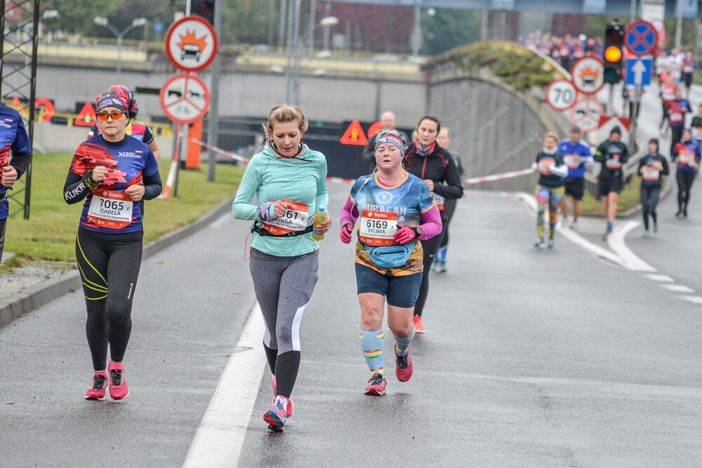 W niedzielny poranek i przedpołudnie ulicami Chorzowa i Katowic przebiegło kilka tysięcy osób, uczestników jednej z największych imprez biegowych w naszym regionie. Silesia Marathon za nami, mamy zdjęcia!