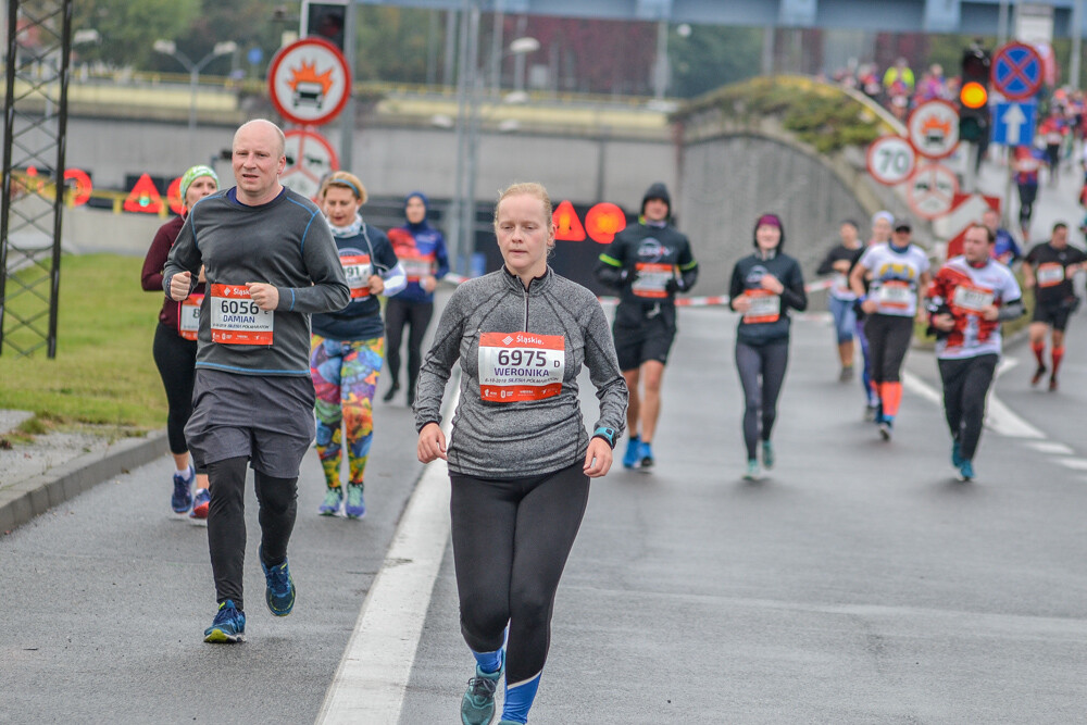 W niedzielny poranek i przedpołudnie ulicami Chorzowa i Katowic przebiegło kilka tysięcy osób, uczestników jednej z największych imprez biegowych w naszym regionie. Silesia Marathon za nami, mamy zdjęcia!