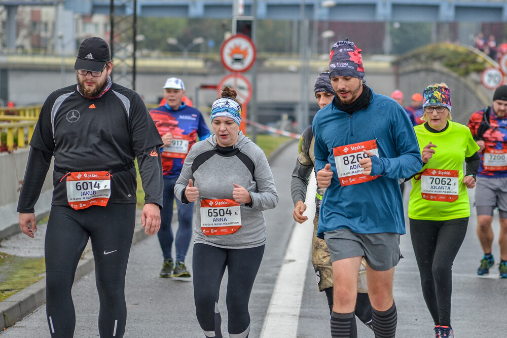 W niedzielny poranek i przedpołudnie ulicami Chorzowa i Katowic przebiegło kilka tysięcy osób, uczestników jednej z największych imprez biegowych w naszym regionie. Silesia Marathon za nami, mamy zdjęcia!