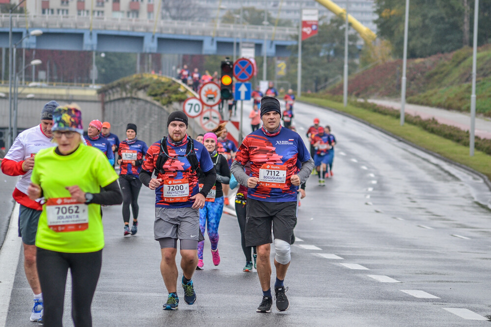 W niedzielny poranek i przedpołudnie ulicami Chorzowa i Katowic przebiegło kilka tysięcy osób, uczestników jednej z największych imprez biegowych w naszym regionie. Silesia Marathon za nami, mamy zdjęcia!