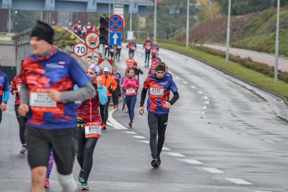 W niedzielny poranek i przedpołudnie ulicami Chorzowa i Katowic przebiegło kilka tysięcy osób, uczestników jednej z największych imprez biegowych w naszym regionie. Silesia Marathon za nami, mamy zdjęcia!