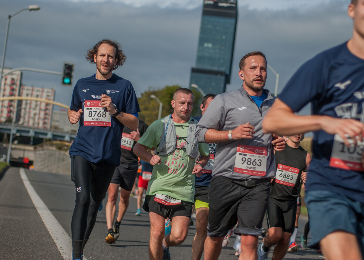 Silesia Półmaraton 2025 za nami. Pogoda i frekwencja dopisały wzorowo - na trasie pojawiły się tysiące zawodników.