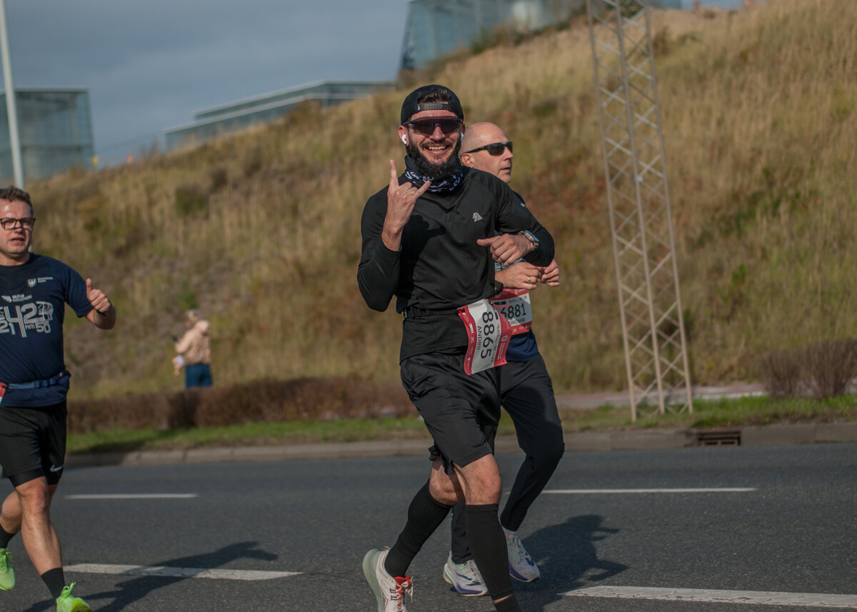 Silesia Półmaraton 2025 za nami. Pogoda i frekwencja dopisały wzorowo - na trasie pojawiły się tysiące zawodników.