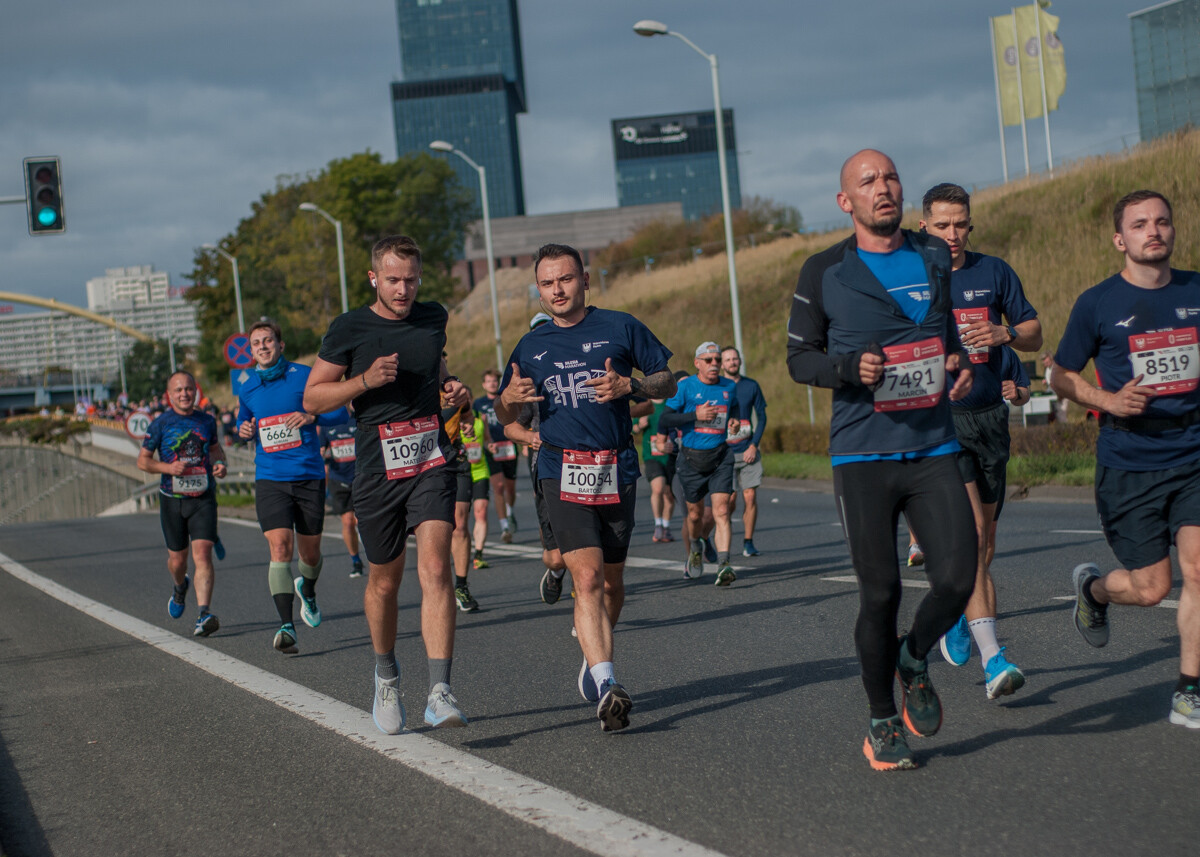 Silesia Półmaraton 2025 za nami. Pogoda i frekwencja dopisały wzorowo - na trasie pojawiły się tysiące zawodników.