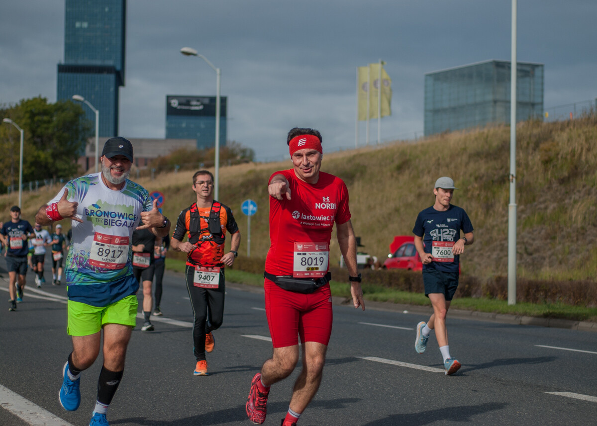 Silesia Półmaraton 2025 za nami. Pogoda i frekwencja dopisały wzorowo - na trasie pojawiły się tysiące zawodników.