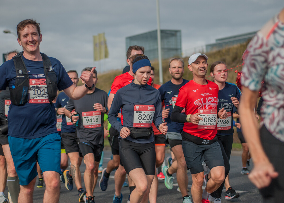 Silesia Półmaraton 2025 za nami. Pogoda i frekwencja dopisały wzorowo - na trasie pojawiły się tysiące zawodników.
