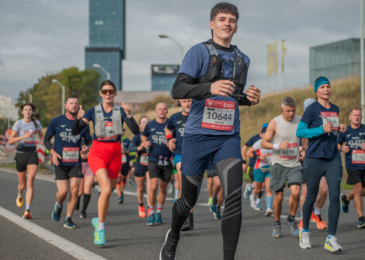 Silesia Półmaraton 2025 za nami. Pogoda i frekwencja dopisały wzorowo - na trasie pojawiły się tysiące zawodników.