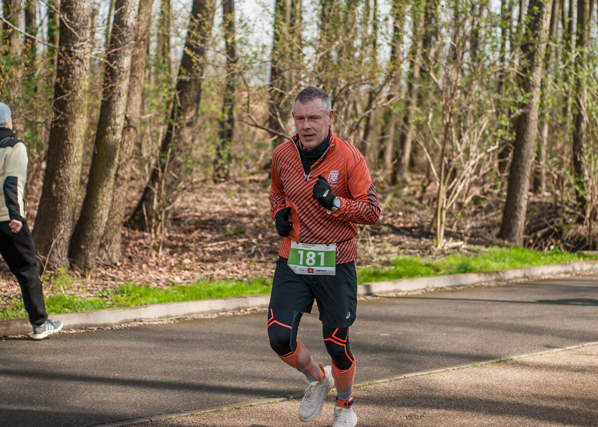 Za nami Silesiaman Duathlon Katowice, tłum zawodników pojawił się na starcie zawodów. Mamy zdjęcia!