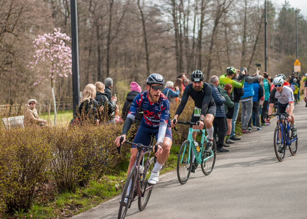 Za nami Silesiaman Duathlon Katowice, tłum zawodników pojawił się na starcie zawodów. Mamy zdjęcia!