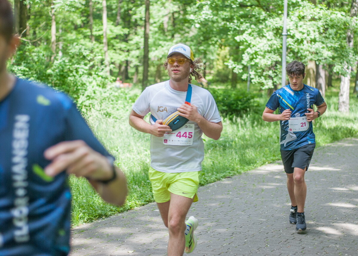 Za nami VI edycja Charytatywnego Biegu z okazji Dnia Dziecka „Tauron Biegnij dla Aniołów”! W Parku Kościuszki pojawił się kolorowy tłum biegaczy. Mamy to na zdjęciach!