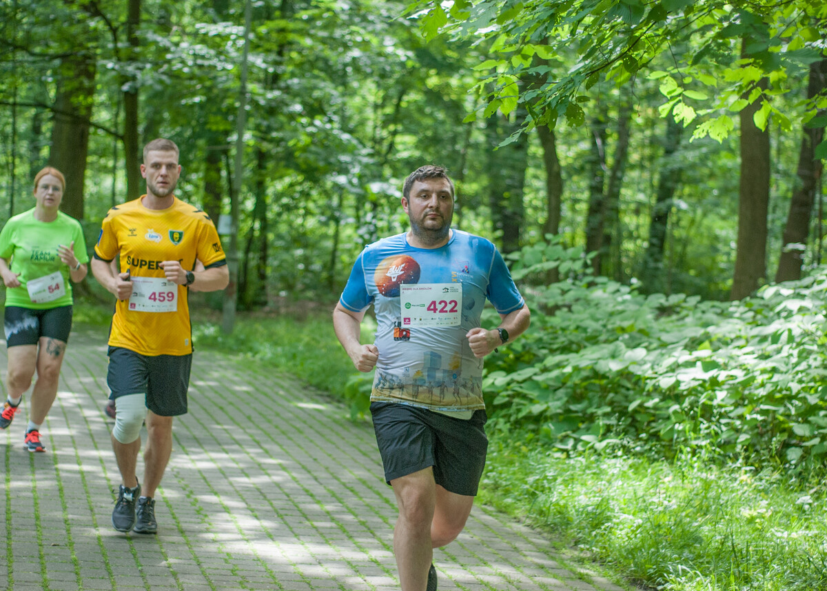 Za nami VI edycja Charytatywnego Biegu z okazji Dnia Dziecka „Tauron Biegnij dla Aniołów”! W Parku Kościuszki pojawił się kolorowy tłum biegaczy. Mamy to na zdjęciach!