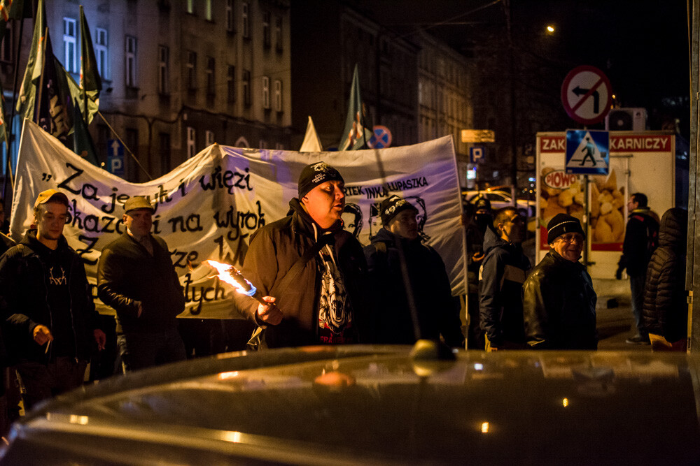 Około 150 osób przeszło ulicami Katowic w VI Marszu Pamięci Żołnierzy Wyklętych.