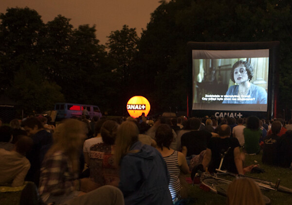 Wakacyjne kino w Parku Kościuszki