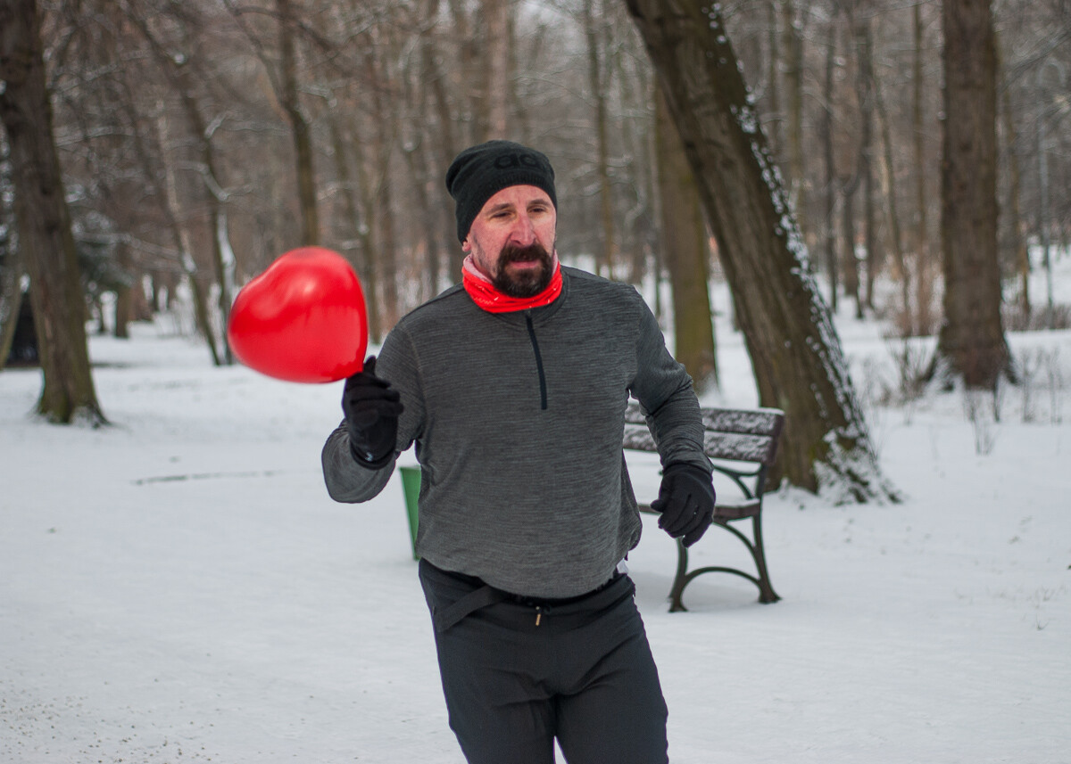 Kolejna specjalna odsłona spotkań parkrun Katowice za nami, tym razem bieg w parku Kościuszki realizowano w walentynkowych barwach.