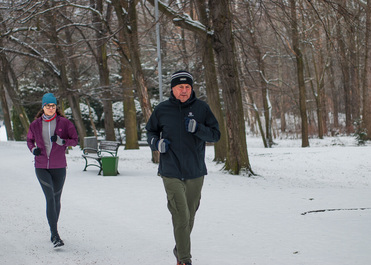 Kolejna specjalna odsłona spotkań parkrun Katowice za nami, tym razem bieg w parku Kościuszki realizowano w walentynkowych barwach.