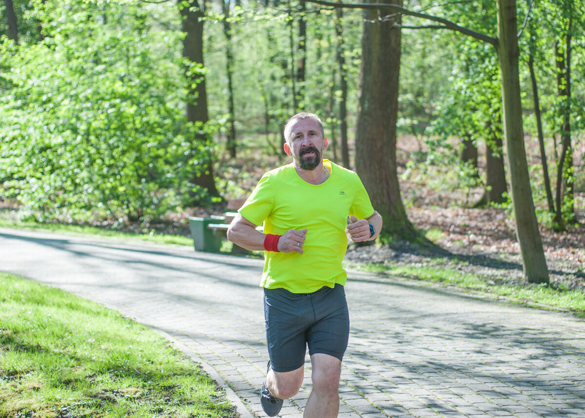 Kolejna niestandardowa odsłona spotkań biegowych parkrun za nami. Jak wyglądała edycja wielkanocna? My już wiemy i mamy sporo zdjęć!