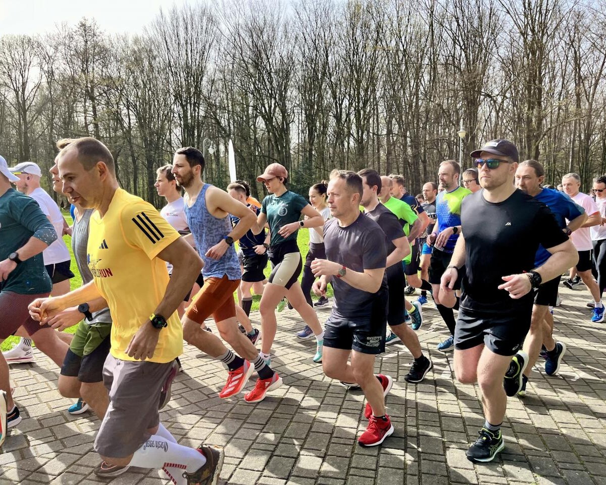Za nami wielkanocna edycja parkrunu. Uczestnicy wsparli katowickie schronisko / fot. Anna Jopa-Bieńko