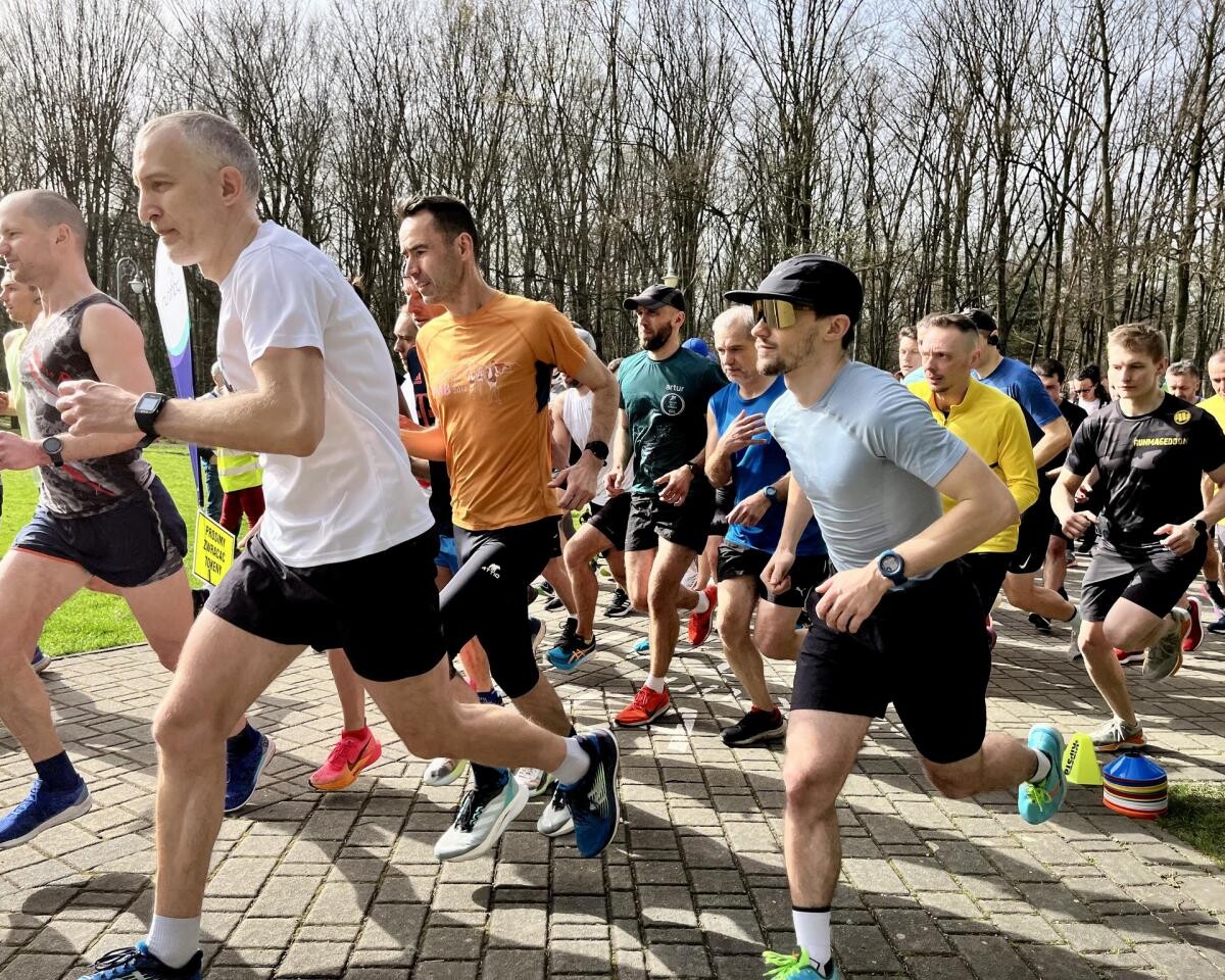 Za nami wielkanocna edycja parkrunu. Uczestnicy wsparli katowickie schronisko / fot. Anna Jopa-Bieńko