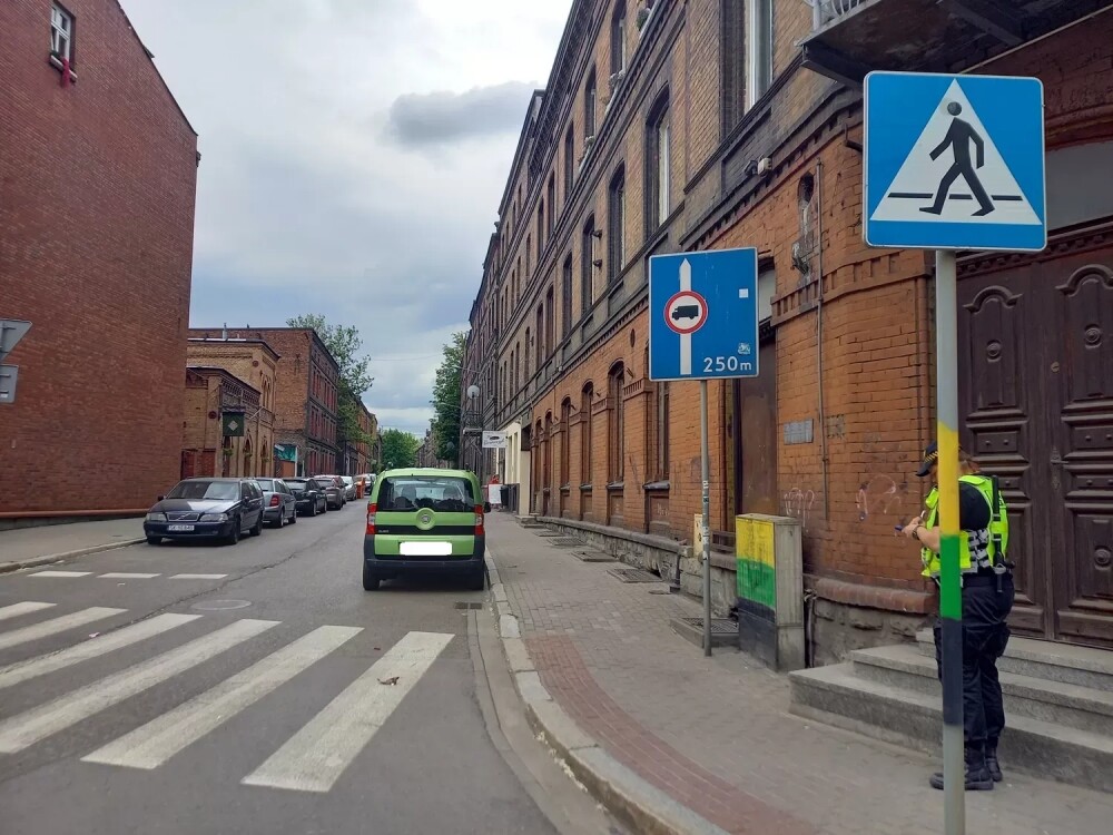 „Wyzwanie-parkowanie” - majowa akcja straży miejskiej. Prawie 1900 wykroczeń!