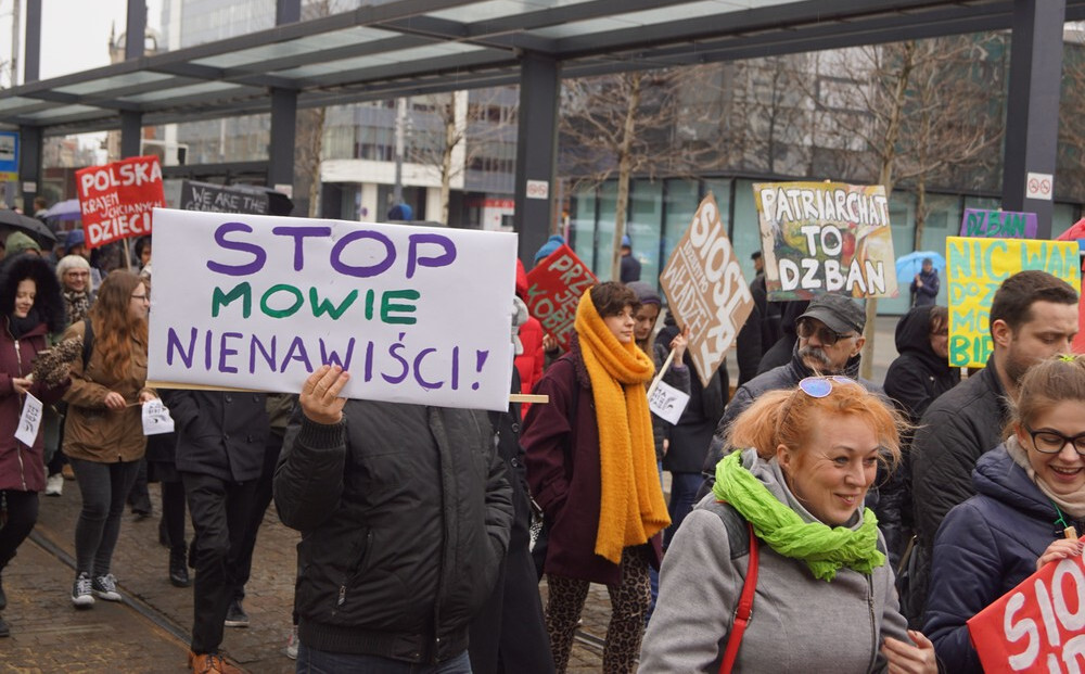 Katowice: Uczestnicy XI Śląskiej Manify przeciwko mowie nienawiści