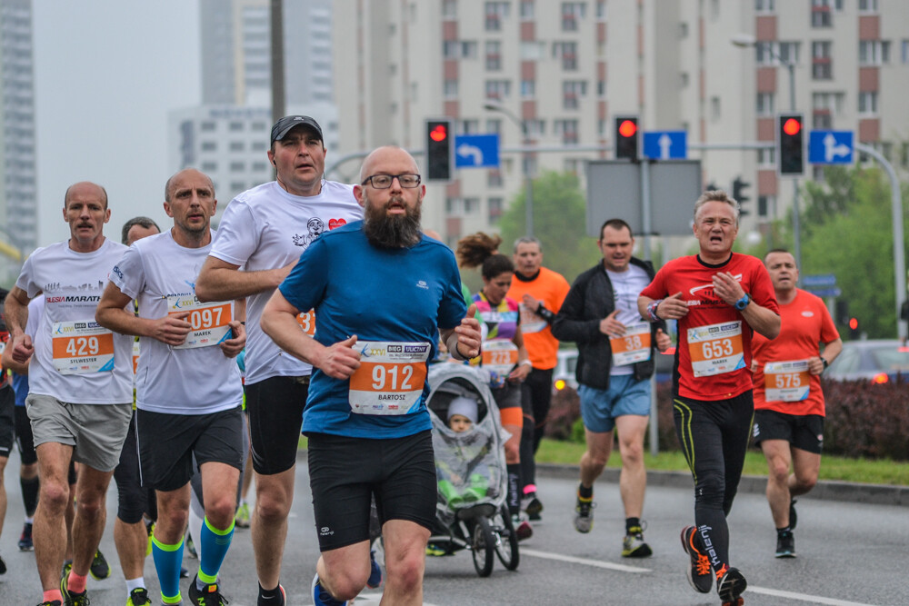 Kolejna edycja Biegu ulicznego im. Wojciecha Korfantego przyciągnęła około tysiąca uczestników. Mimo niepogody, biegacze pokonali liczącą dziesięć kilometrów trasę wiodącą z centrum Katowic do Siemianowic Śląskich.